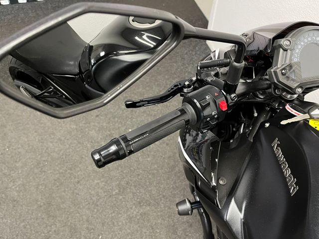 kawasaki - z900