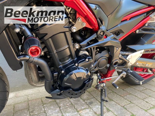 kawasaki - z900