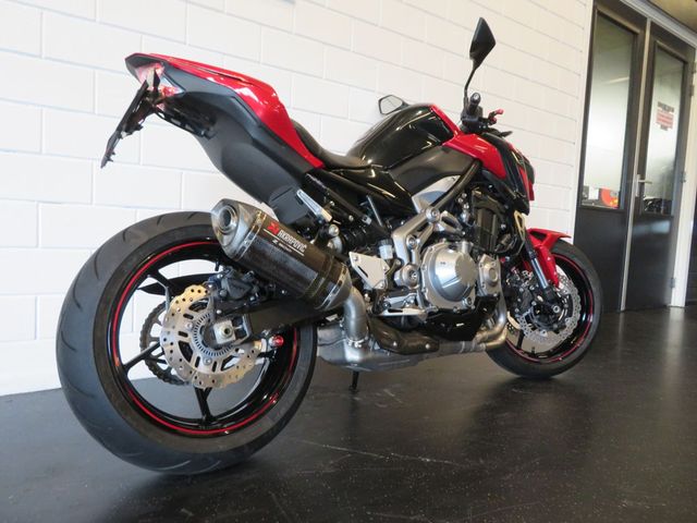 kawasaki - z900