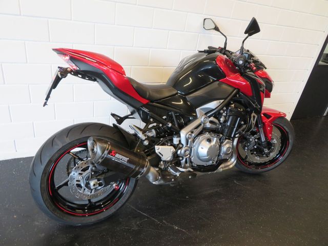 kawasaki - z900