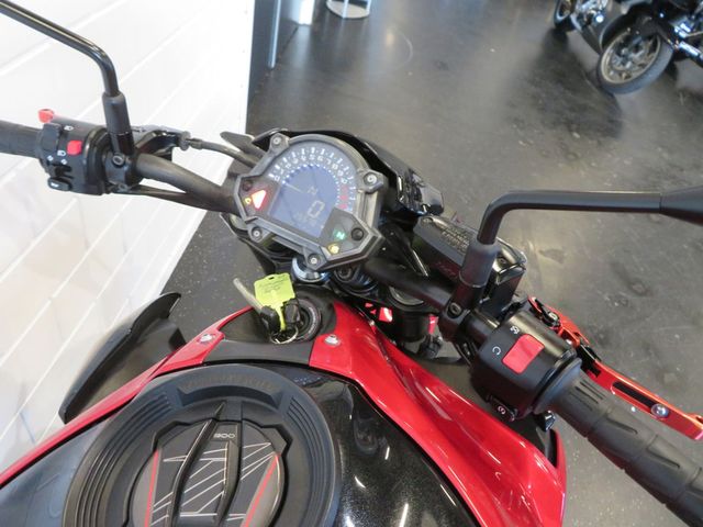 kawasaki - z900