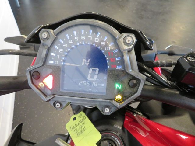 kawasaki - z900