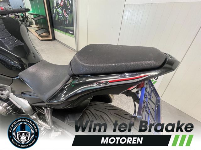 kawasaki - z900