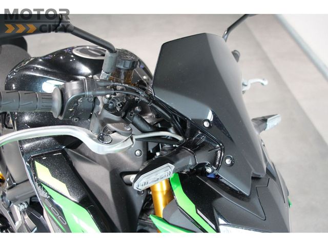 kawasaki - z900
