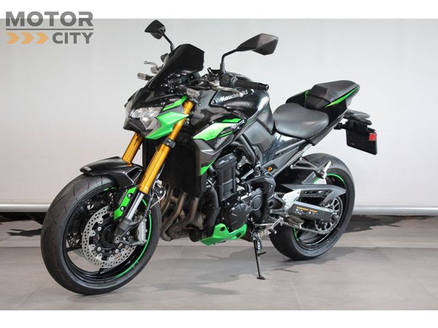 kawasaki - z900