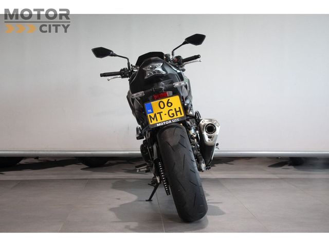 kawasaki - z900