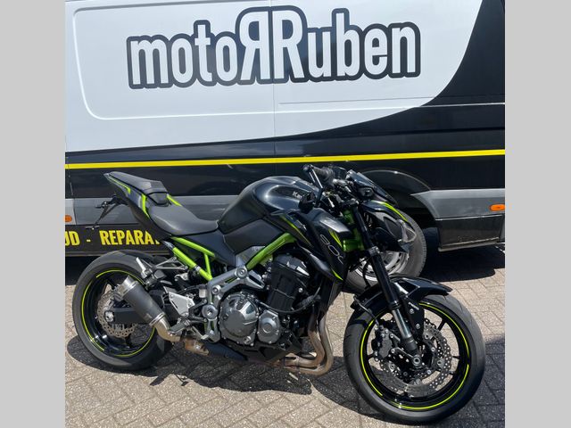 kawasaki - z900