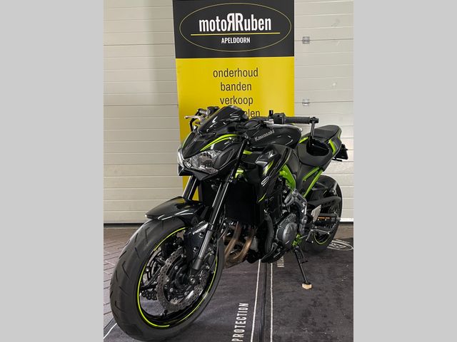 kawasaki - z900