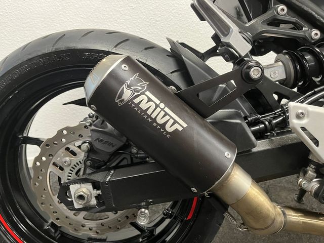 kawasaki - z900