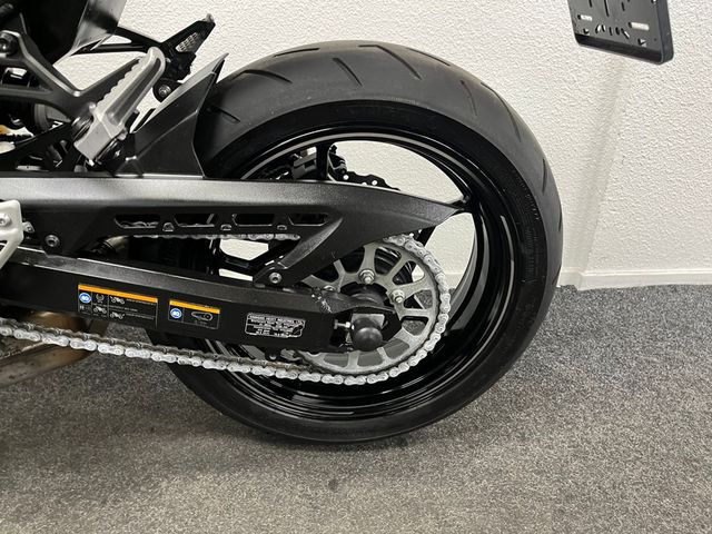 kawasaki - z900