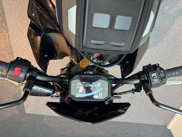 kawasaki - z900