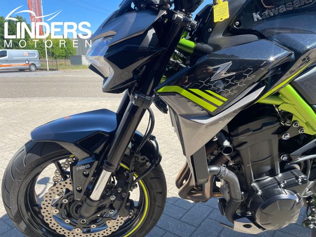 kawasaki - z900