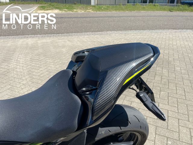 kawasaki - z900