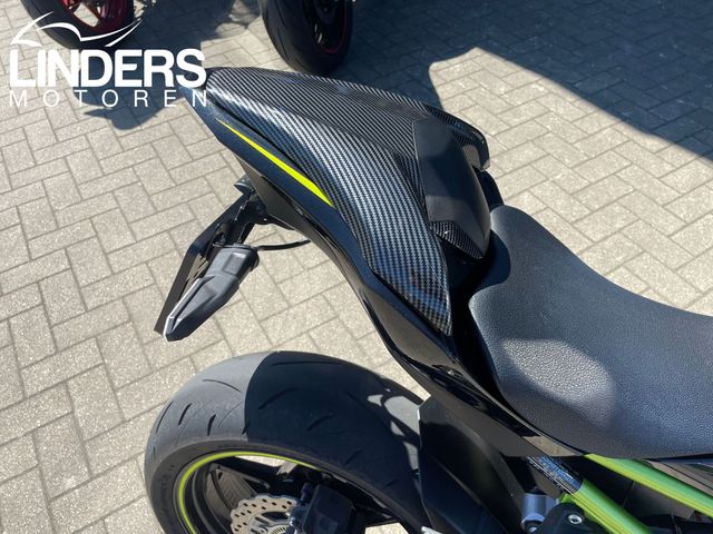 kawasaki - z900
