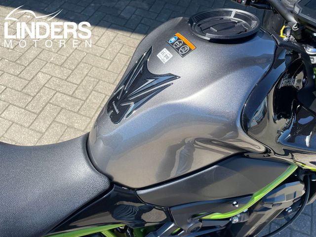 kawasaki - z900