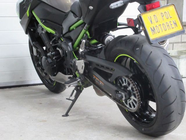 kawasaki - z900