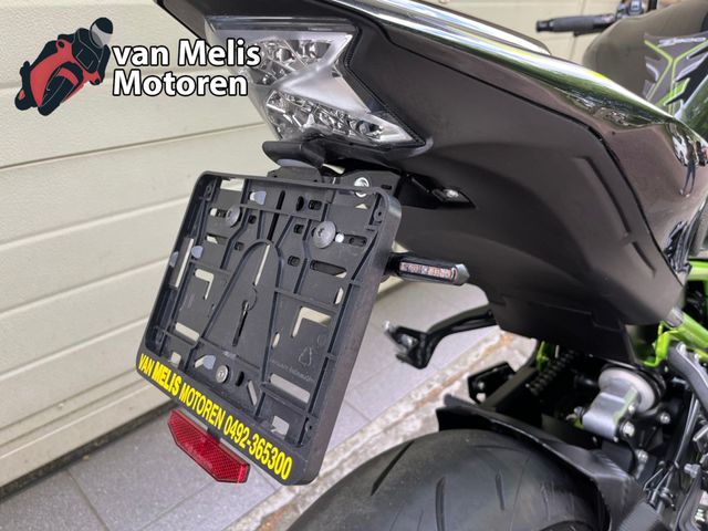 kawasaki - z900