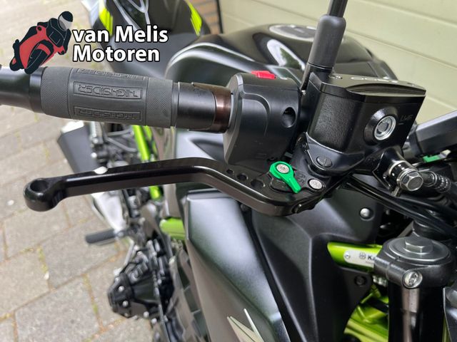kawasaki - z900