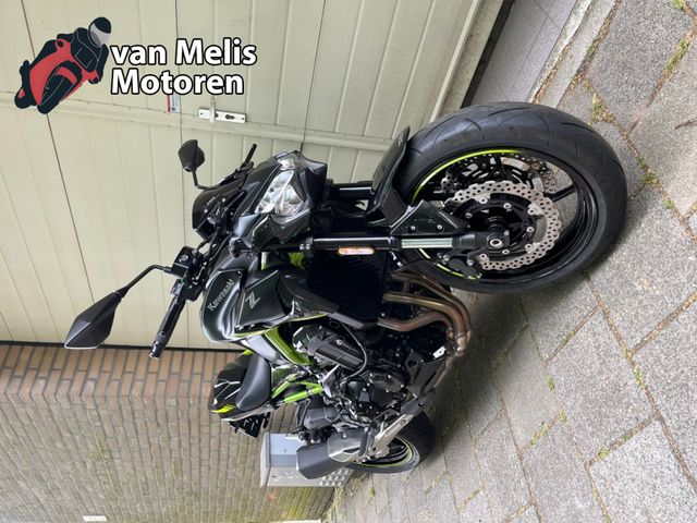 kawasaki - z900