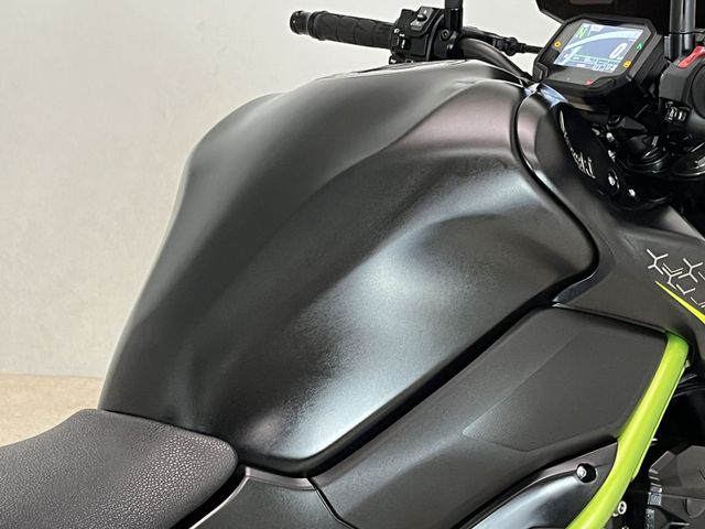 kawasaki - z900