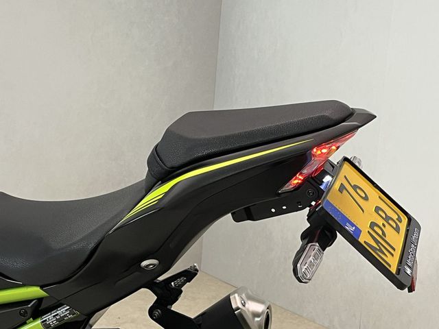 kawasaki - z900