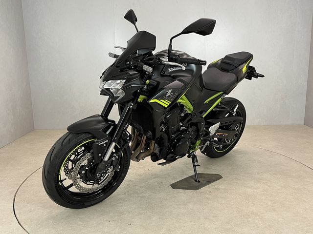 kawasaki - z900