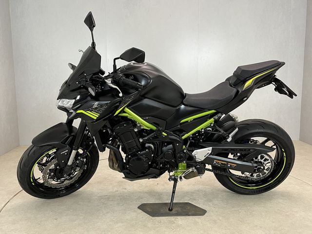 kawasaki - z900