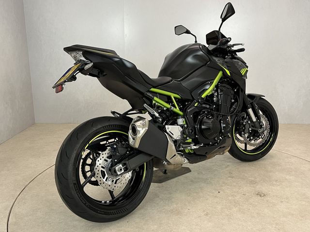 kawasaki - z900