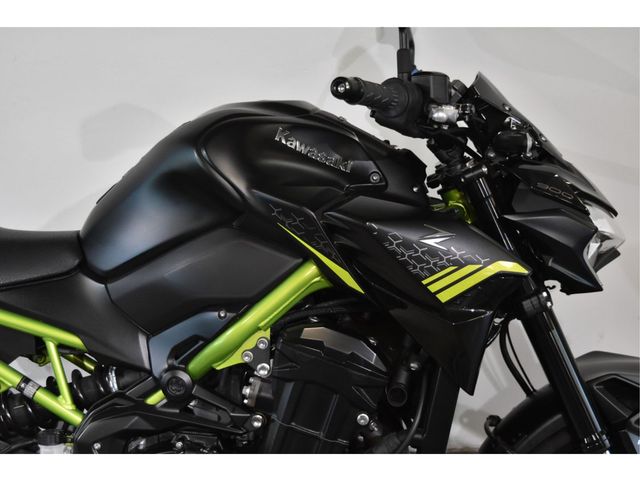 kawasaki - z900