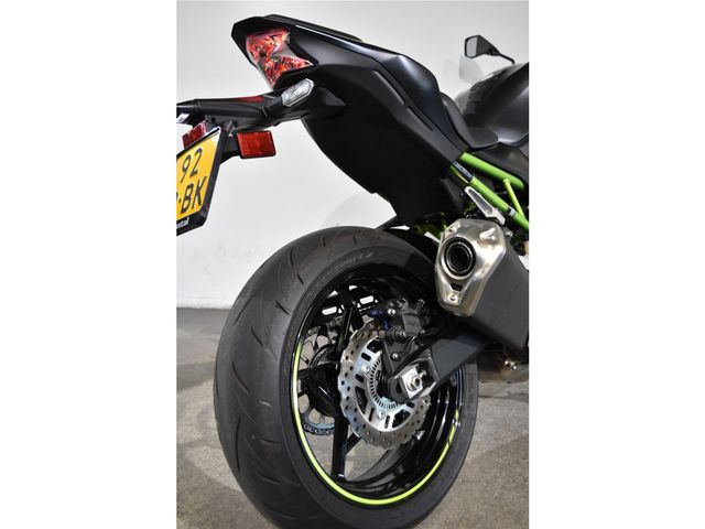 kawasaki - z900