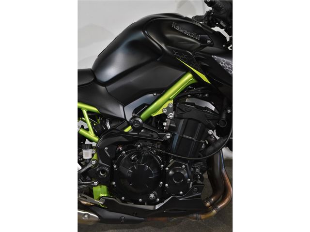 kawasaki - z900