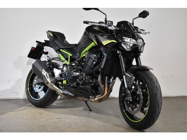 kawasaki - z900