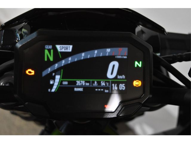 kawasaki - z900