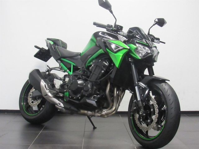 kawasaki - z900