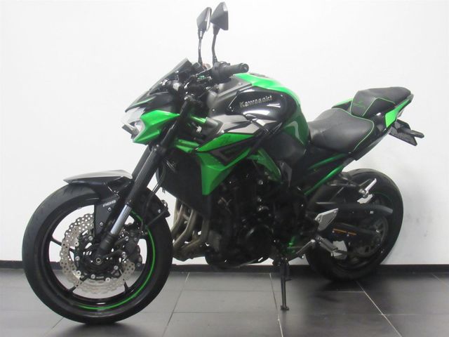 kawasaki - z900