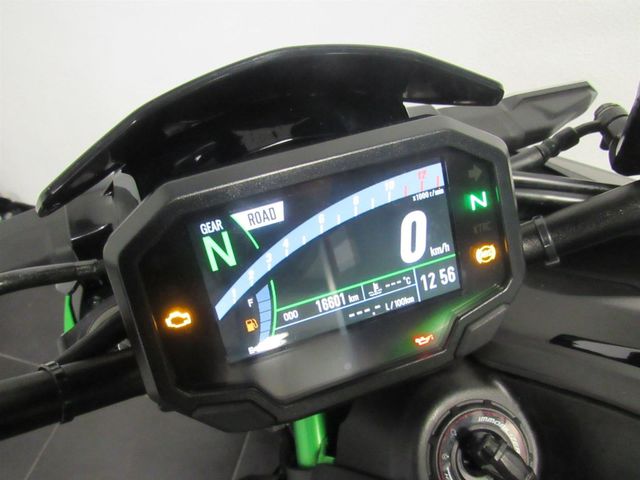 kawasaki - z900