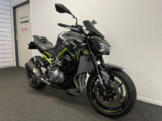 kawasaki - z900