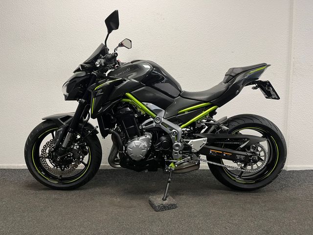 kawasaki - z900