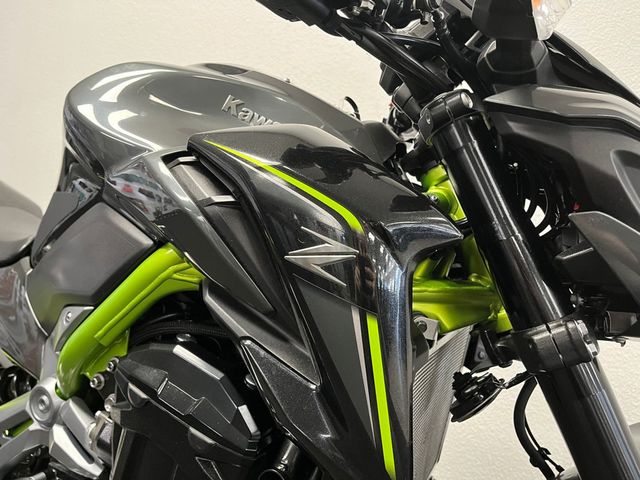 kawasaki - z900