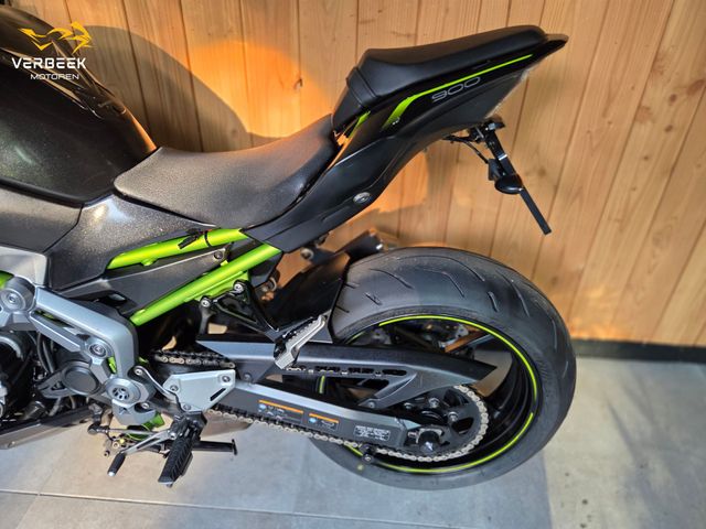 kawasaki - z900