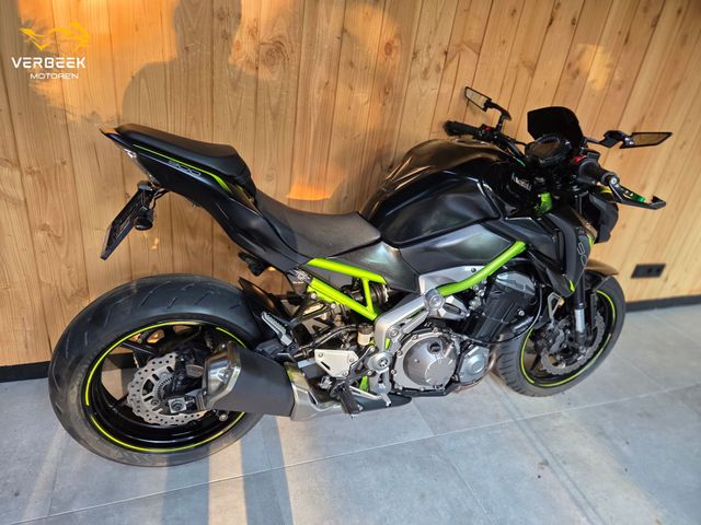 kawasaki - z900