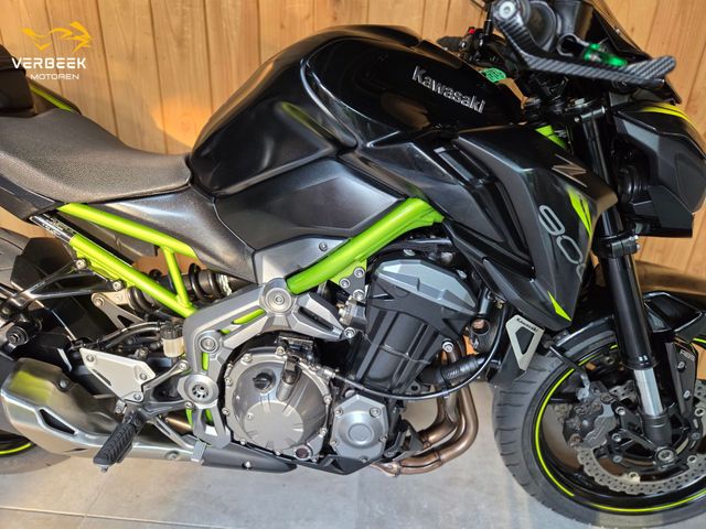 kawasaki - z900