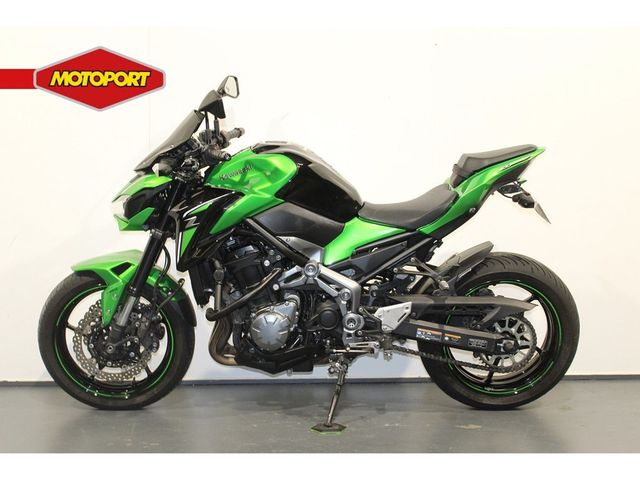 kawasaki - z900