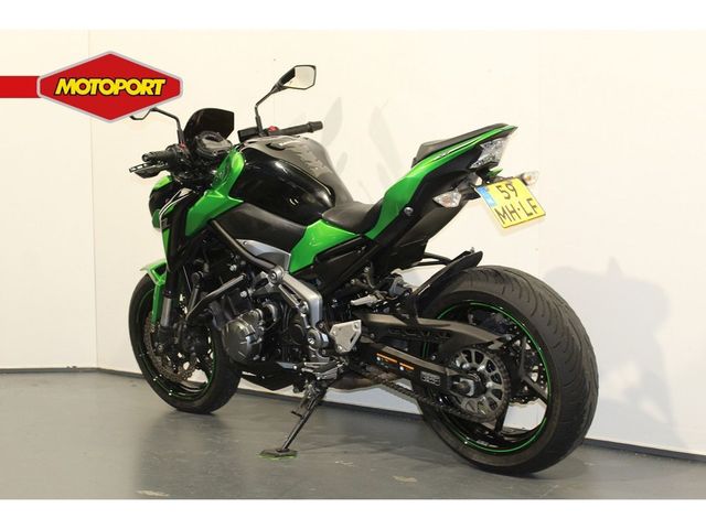 kawasaki - z900