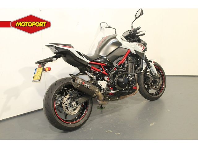 kawasaki - z900