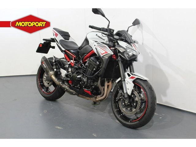 kawasaki - z900