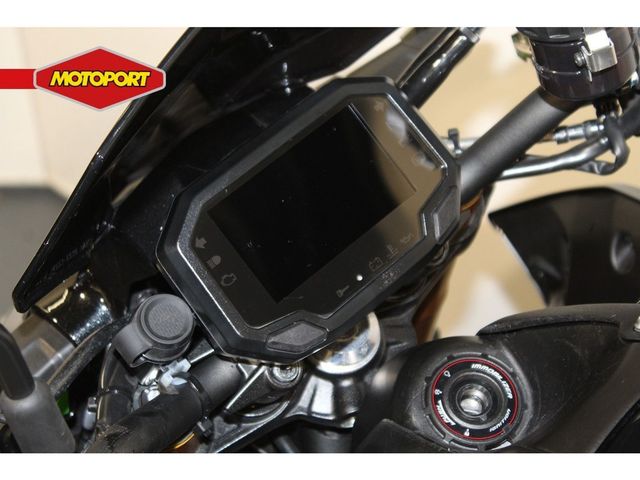 kawasaki - z900