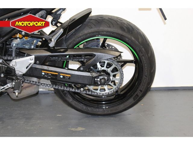 kawasaki - z900