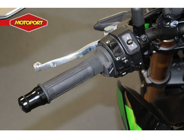kawasaki - z900