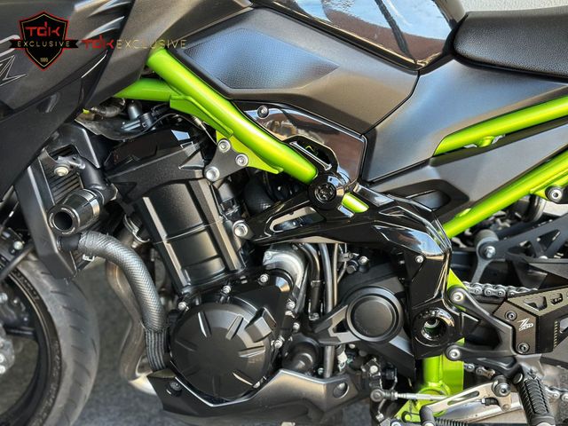 kawasaki - z900